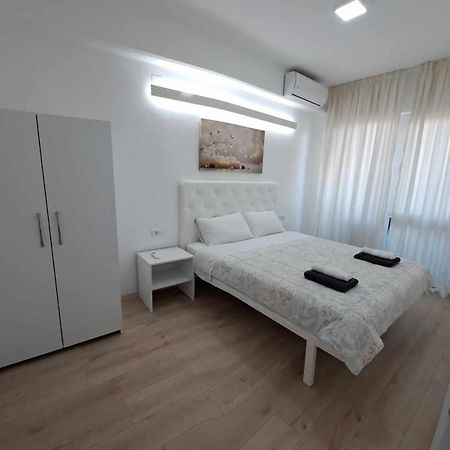 Apartment B&S Skopje Eksteriør billede